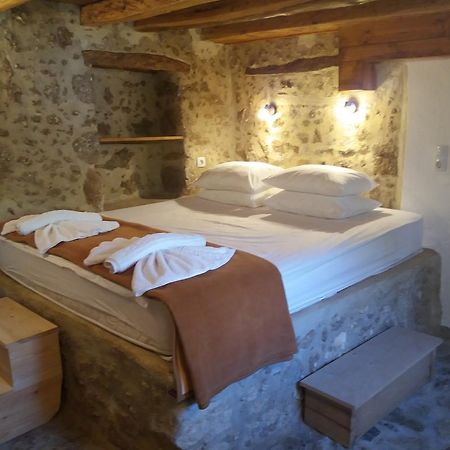 Heracles Traditional Cretan Houses Spílion Стая снимка